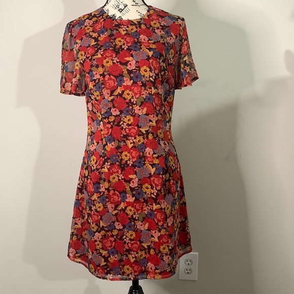 House of Harlow 1960 Dresses & Skirts - REVOLVE Lotte Dress In Mixed Floral House of Harlow 1960 Size: M NWOT